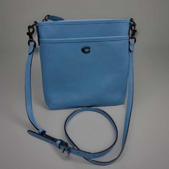 Coach Handbags - COACH Kitt Messenger Crossbody Bag Blue Crossgrain Leather Shoulder Purse CLEAN!